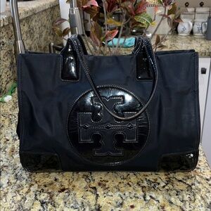 @gieslabox EUC Authentic Tory Burch Ella Black Handbag